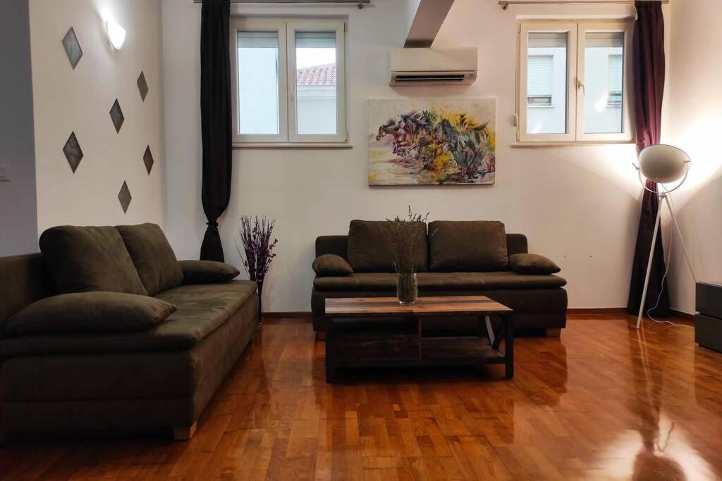 Spacious Apartment Near City Center And The Beach Split Extérieur photo