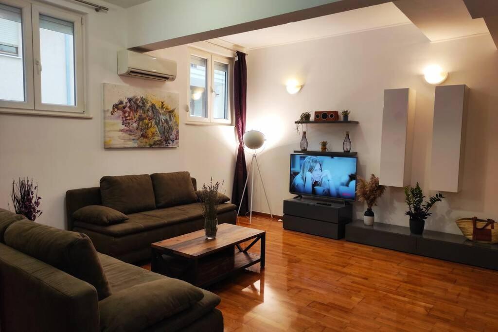 Spacious Apartment Near City Center And The Beach Split Extérieur photo